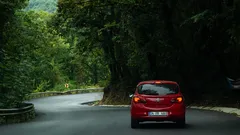 Opel Mokka GSe redefine el manejo eléctrico con potencia y estilo deportivo